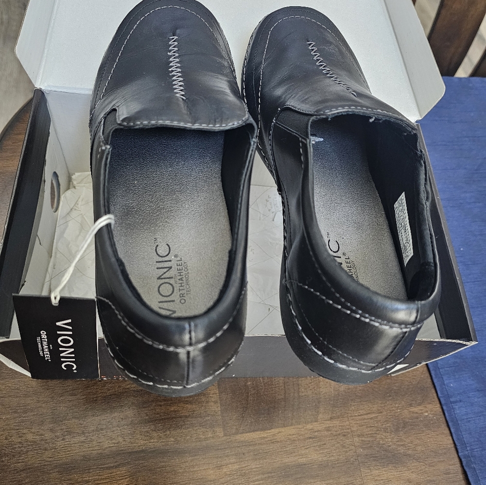 NIB Vionic Cloud Addison Shoes Size 9
